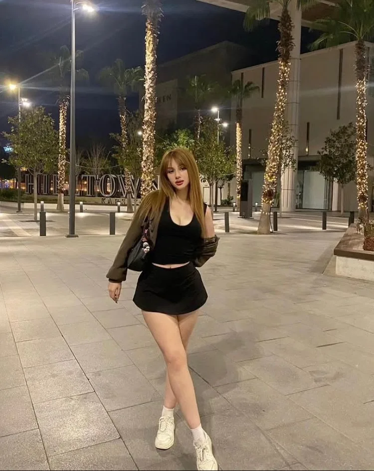 Özlem - Maltepe Escort