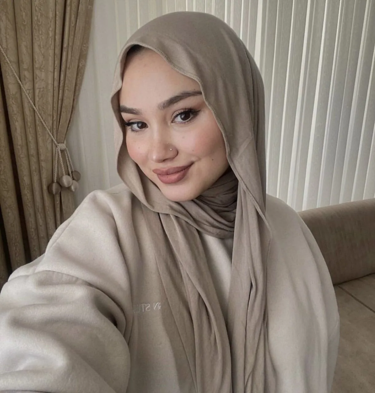 Gamze - Maltepe Escort