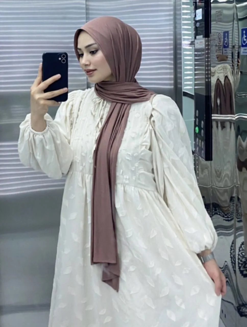 Gamze - Maltepe Escort