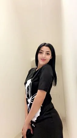 Selin - Maltepe Escort